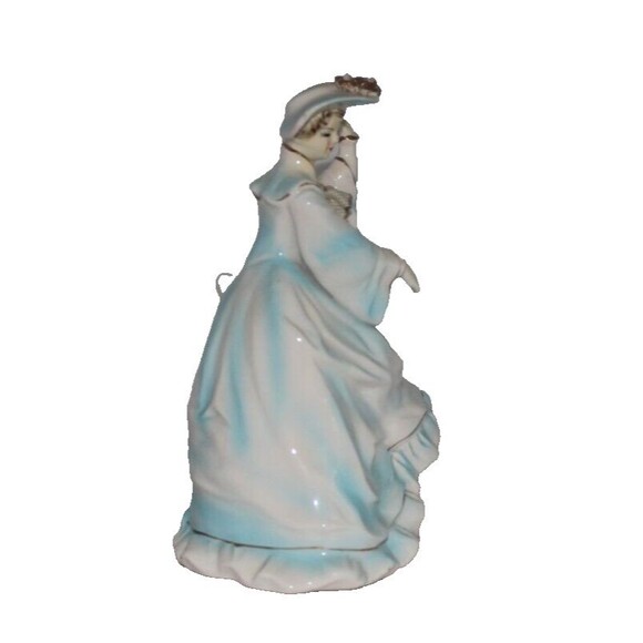 Vintage Arnart 7932 Beautiful Flower Girl In Blue Figurine - Picture 4 of 7